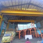 Pemerintah Jember Mencari Solusi untuk Para Petani Tebu 8.500 Ton Gula Menumpuk di Gudang PG Semboro Jember